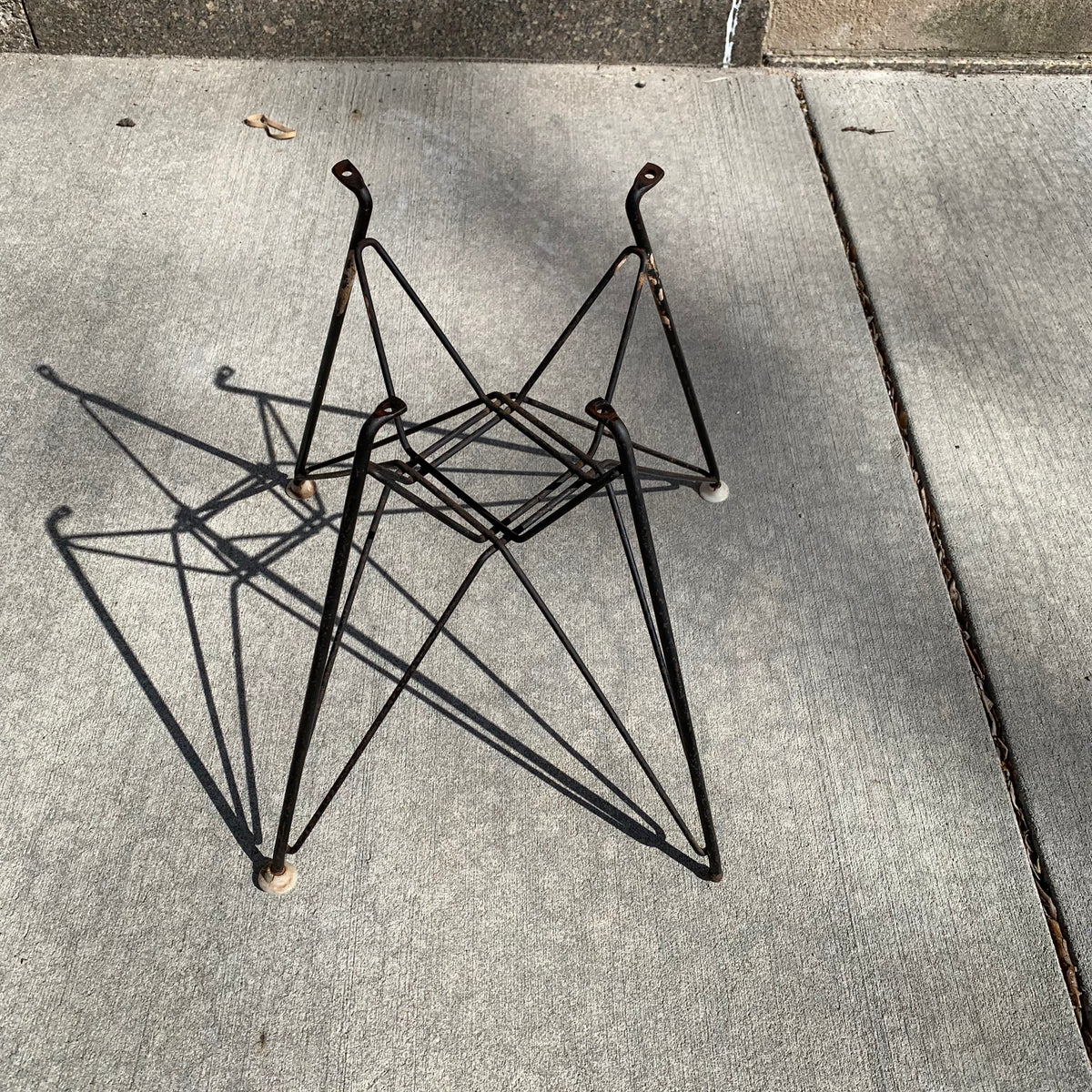 Eames Eiffel Base – Buy-Midcentury.com