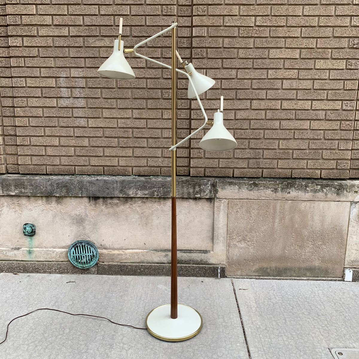Gerald Thurston Floor Lamp – Buy-Midcentury.com